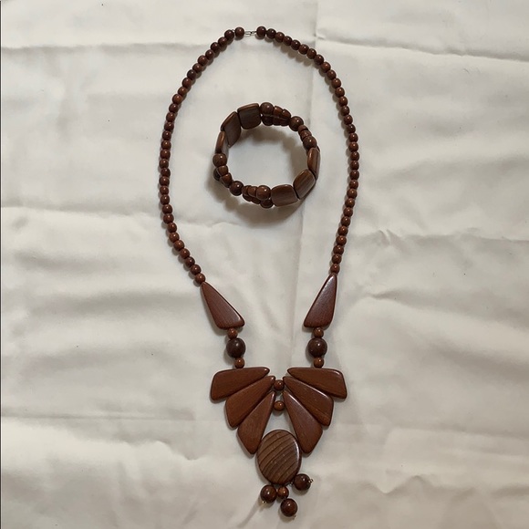 None Jewelry - Beautiful wooden beaded necklace and bracelet